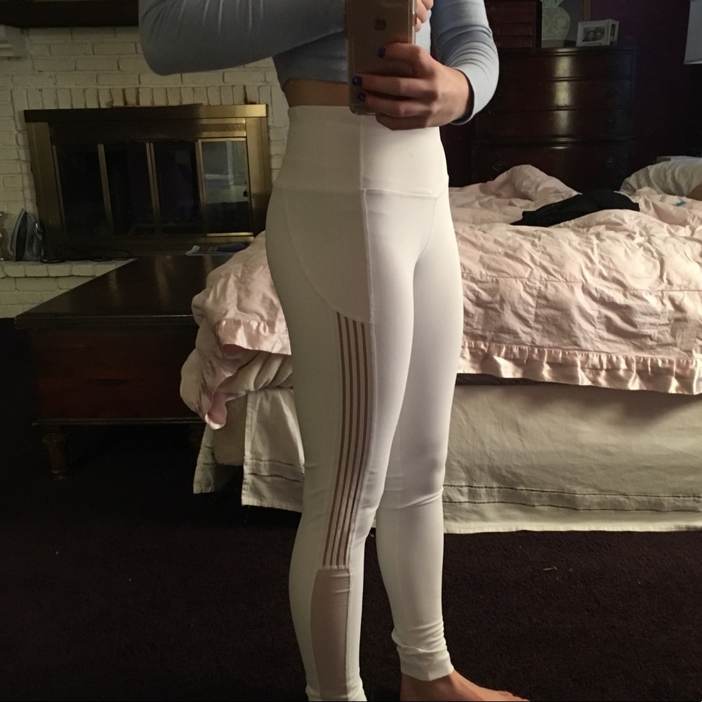 White 90 Degree leggings